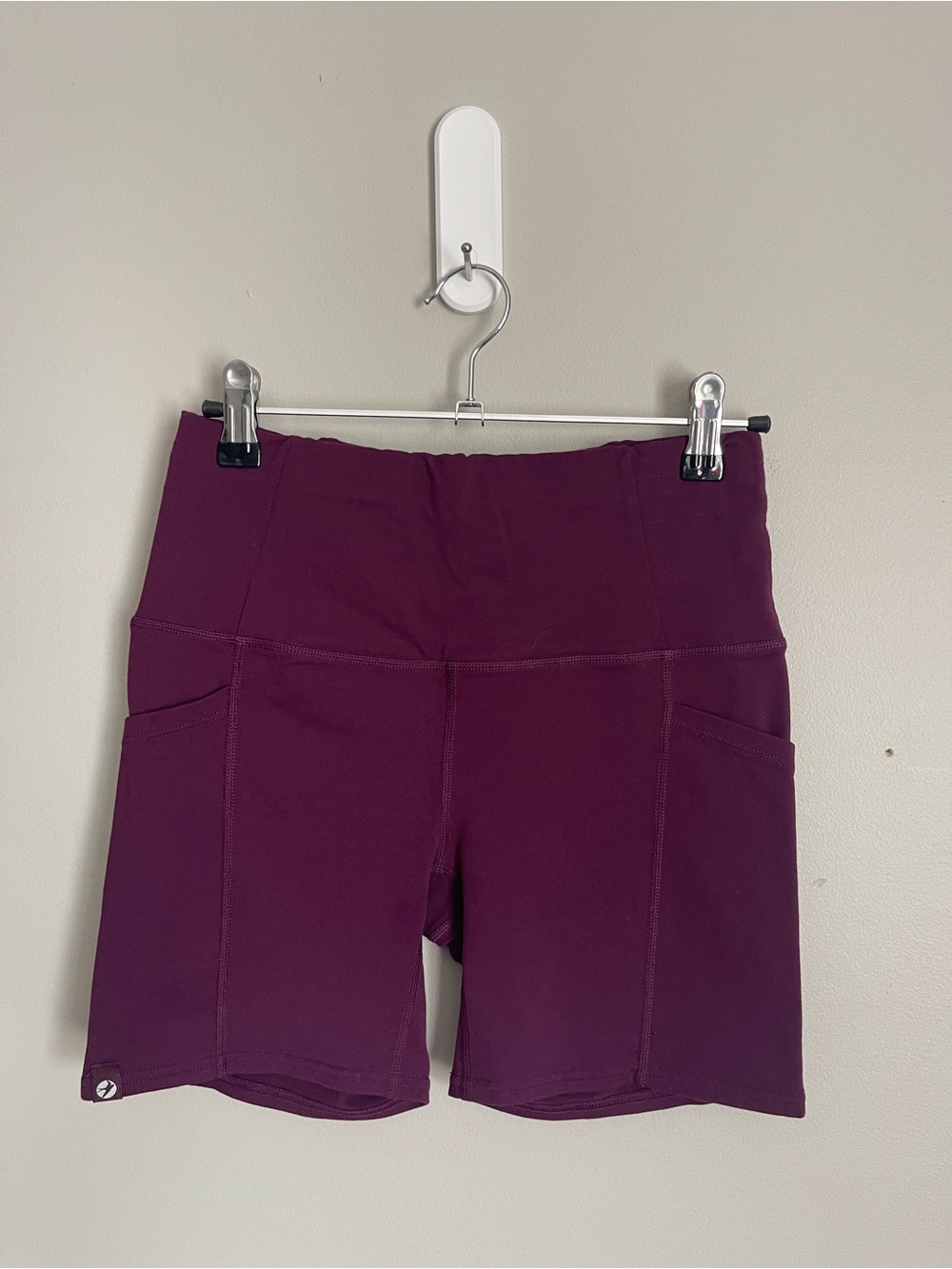 OISELLE | High-Rise Plum Bike Shorts with Side Pockets Sz 4